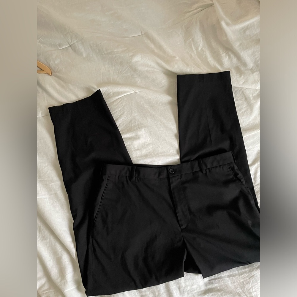 💚clearance 💚 Van Heusen men’s black straight fit dress pants
